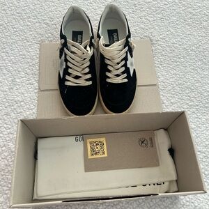 Golden Goose Ball Star Low Top Suede Sneaker - Size 38 (US 7) Like NEW